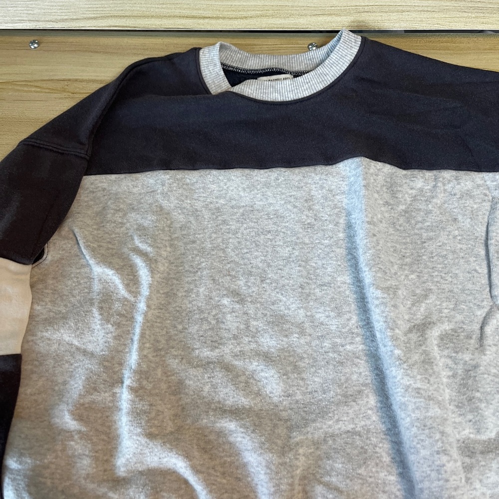 American Eagle Sweatshirt XS